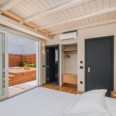 Anaya Suites Ermoupoli Exteriör bild