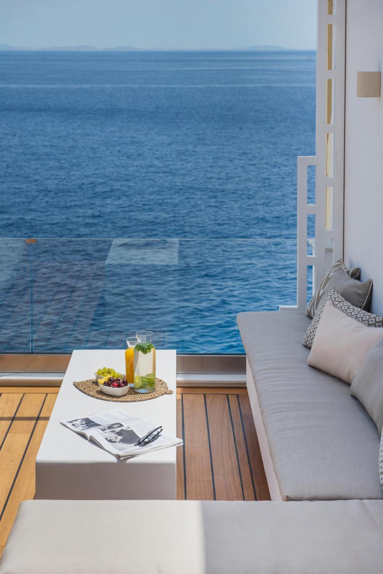 Anaya Suites Ermoupoli Exteriör bild