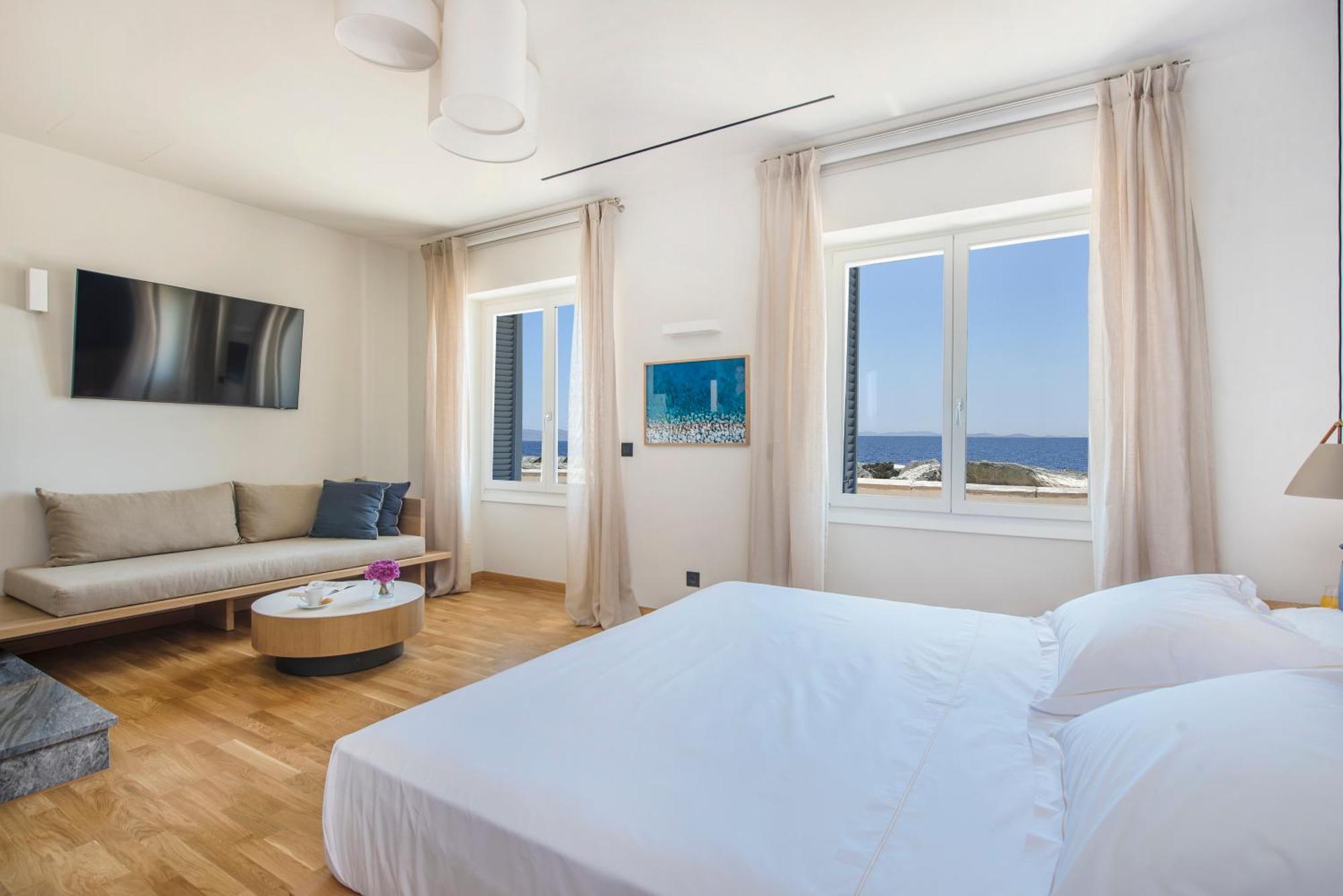 Anaya Suites Ermoupoli Exteriör bild