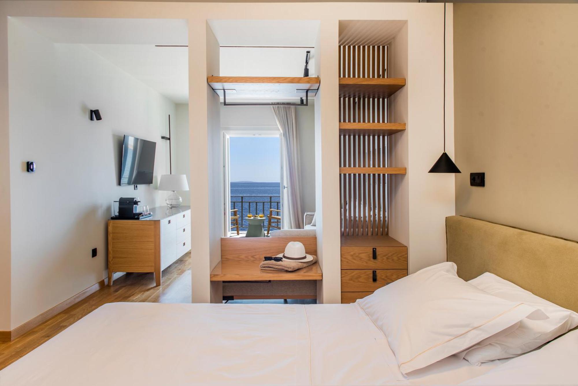 Anaya Suites Ermoupoli Exteriör bild